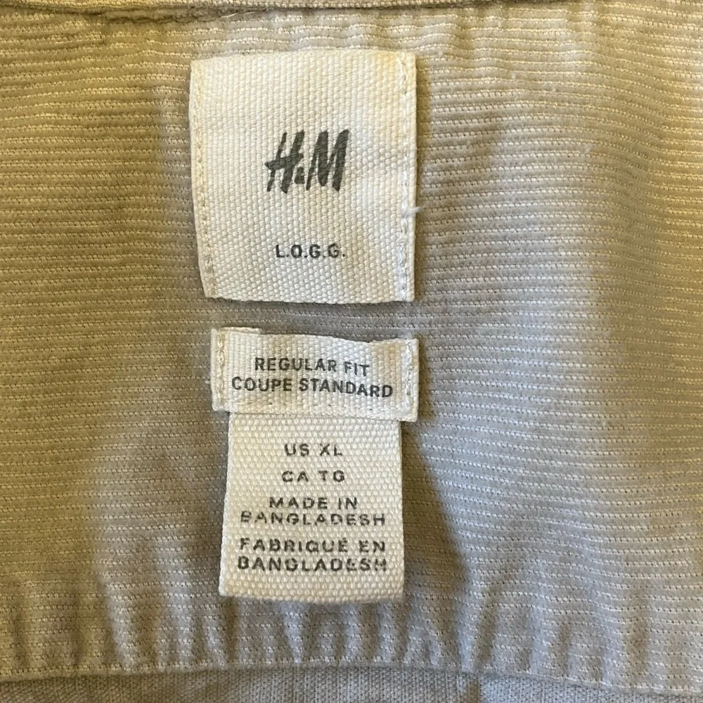 Mens’ H&M Corduroy Button Down Shirt Size L